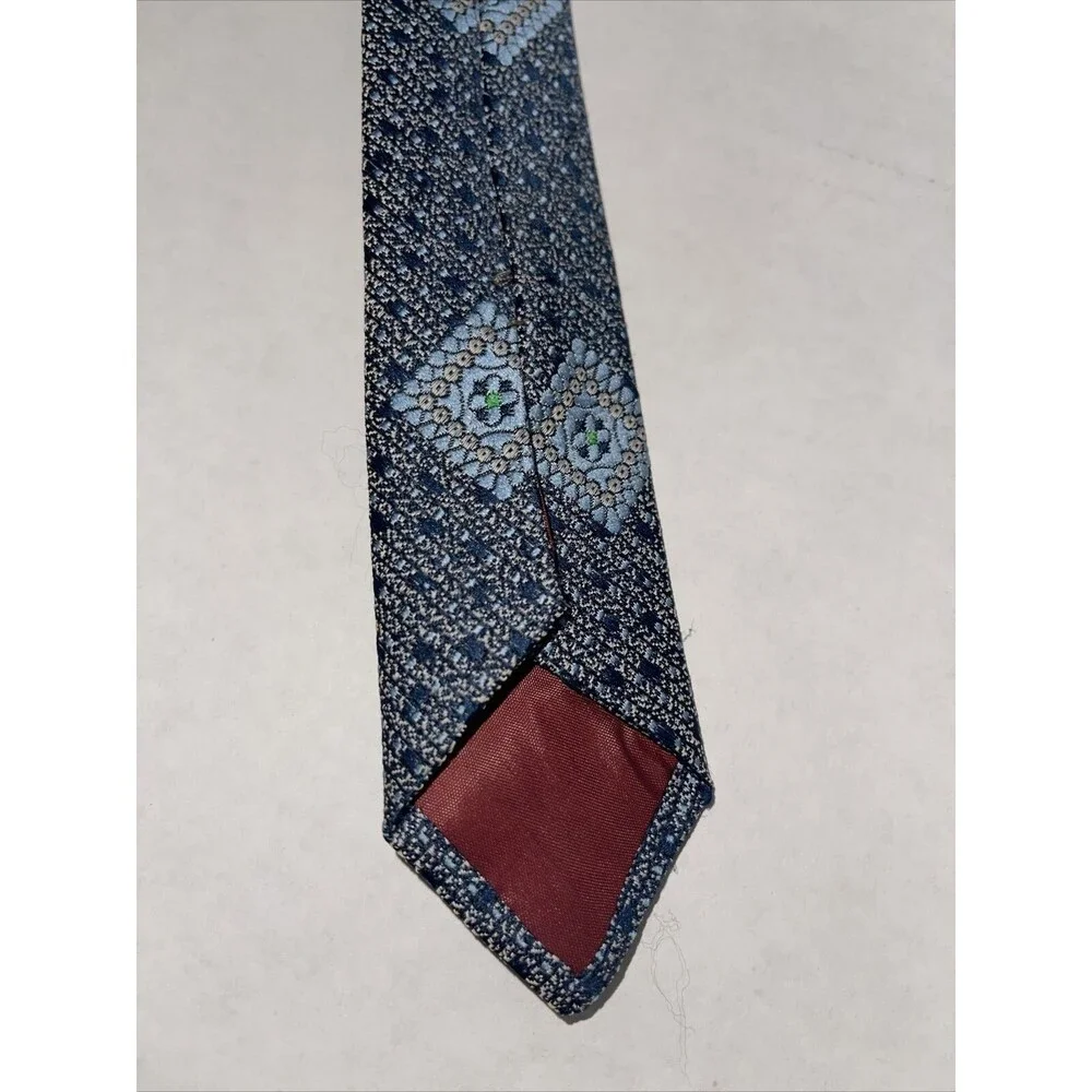 Vintage 1970s JC Penney Men's Blue Tie Texturized Polyester 56
